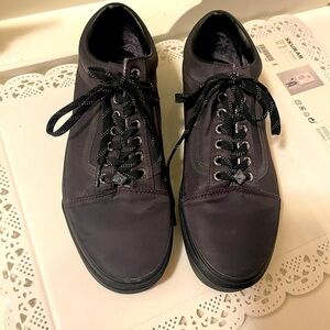 VANS Harry Potter,Old Skool Deathly Hallows size 10.5